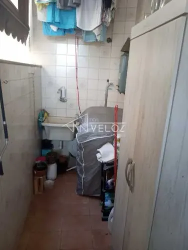 Apartamento : / Residencial / Santa Teresa