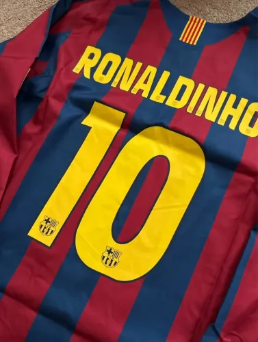 Camisa Nike FC Barcelona Re-Issue 2005/06 Ronaldinho #10 Home Jersey Tamanho XL