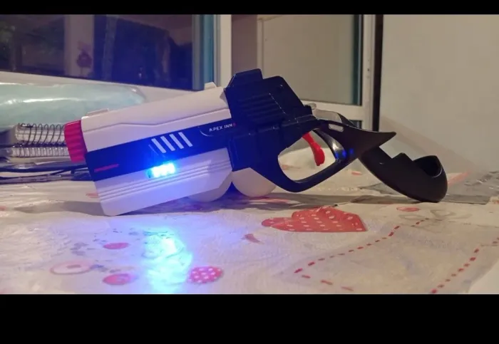 VR Gun Stock Háptico APEXINNO Para Meta Quest 3 / 3S - Com Recuo