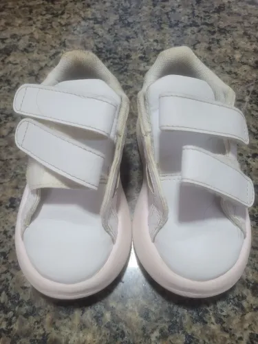 Tênis adidas infantil n°23