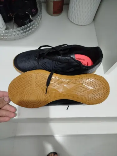 Tênis umbro