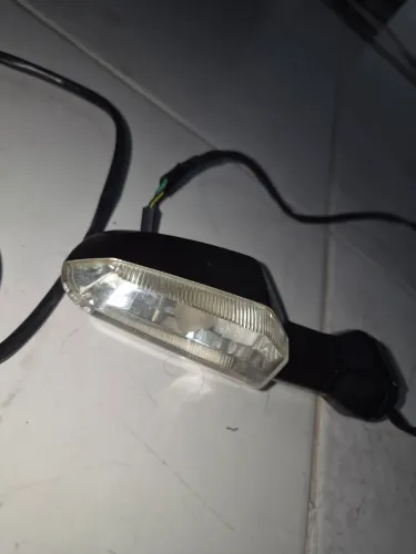 Pisca seta traseira original Kawasaki Ninja 300 LED