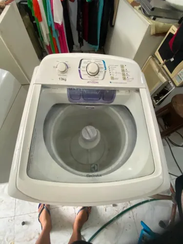 Vende-se máquina 13 kilos
