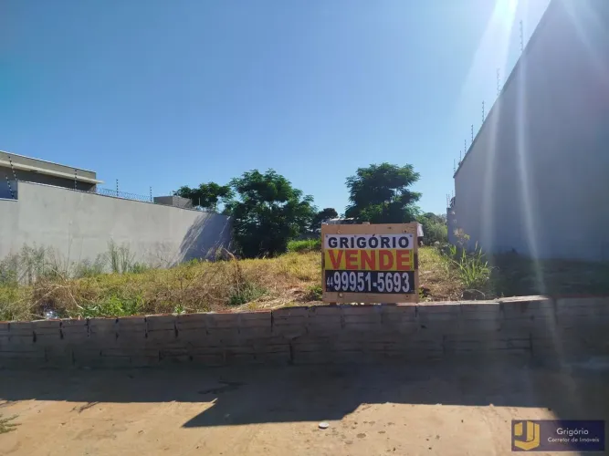 Terreno Residencial para Venda em Maringá, Zona 31