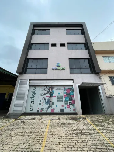 Prédio Comercial Premium com 1.000m² | Estrutura Completa | Guará II - DF