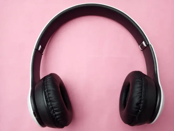 Fone de Ouvido Bluetooth P47 Wireless
