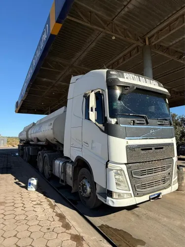 VOLVO FH 460 2020 + TANQUE 44.000l RANDON