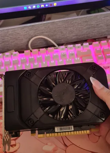 Placa de vídeo GTX 1050 Ti - 4GB ACER