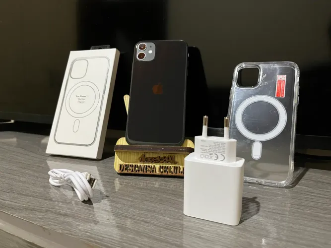 iPhone 11 128GB COMPLETO 