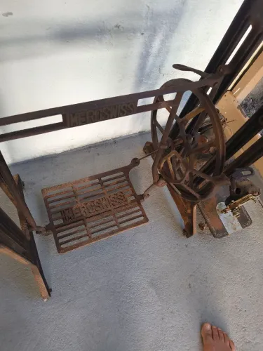 Máquina de costura 