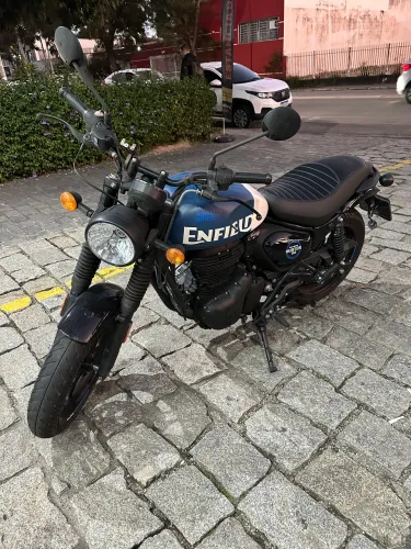 Hunter 350 2024 Azul e Branca