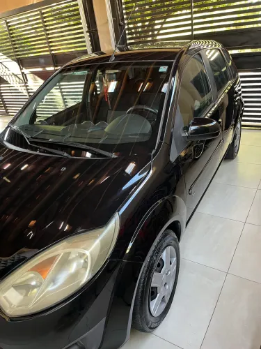 Ford Fiesta SE 1.6 8V Flex 5P 2014