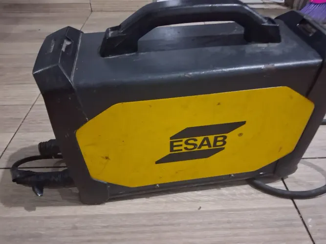 Máquina de Solda Esab