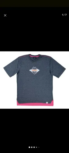 Camiseta Oakley relíquia