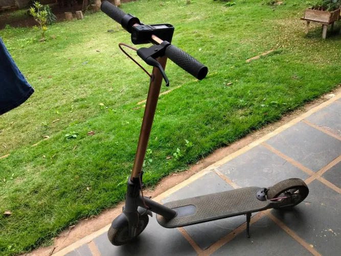 Patinete Foston S08 Pró. Freio a Disco traseiro Fonte Nova Só pegar e usar Pneu Sem câmara