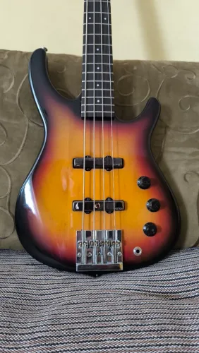 Baixo Fender MB5 5