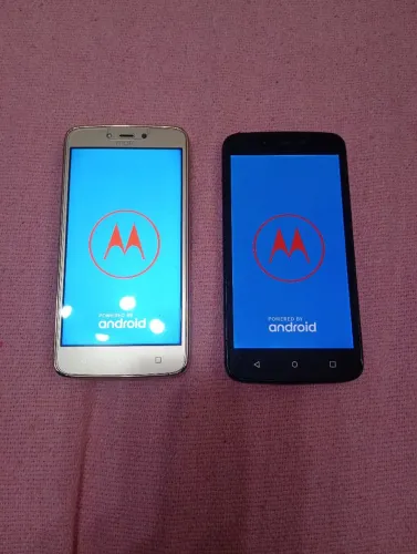 2 Celulares moto c plus