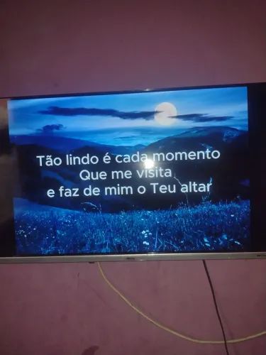 Vendo smart tv 32 funcionando perfeitamente não faço entrega pela Olx