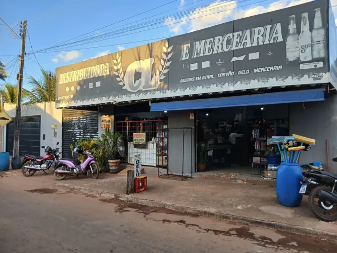 Vende-se Distribuidora com mercearia