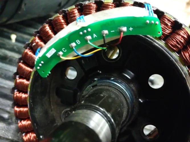 Troca sensor hall moto elétrica