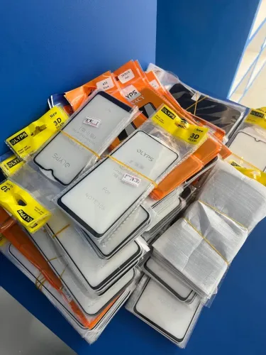 Passo lote de capa e peliculas para celular preço fornecedor