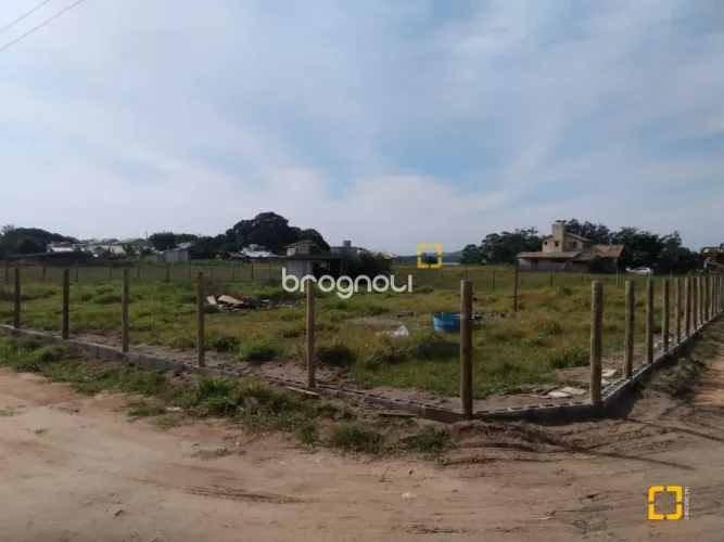 Terreno em Imbituba com 1158m² à venda por R$ 600.000