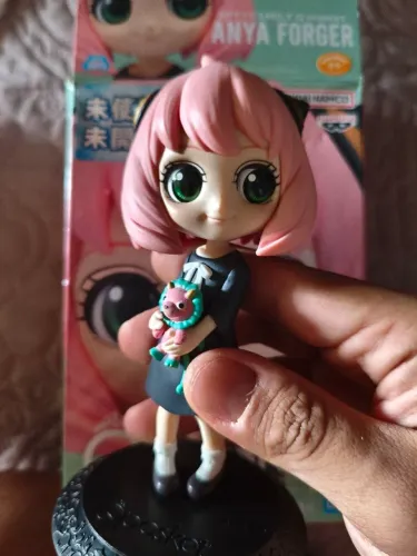 Q posket Anya - Spy x family