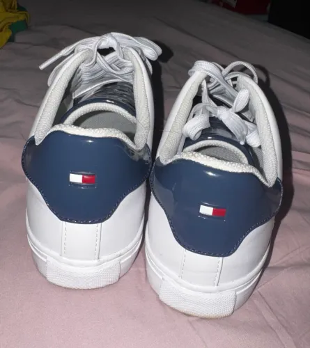 Tênis Tommy
