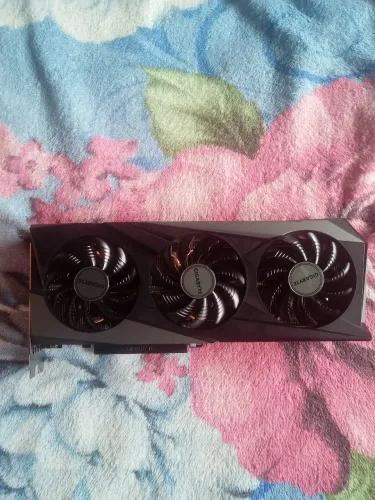 RX 7600 PLACA DE VÍDEO NA CAIXA