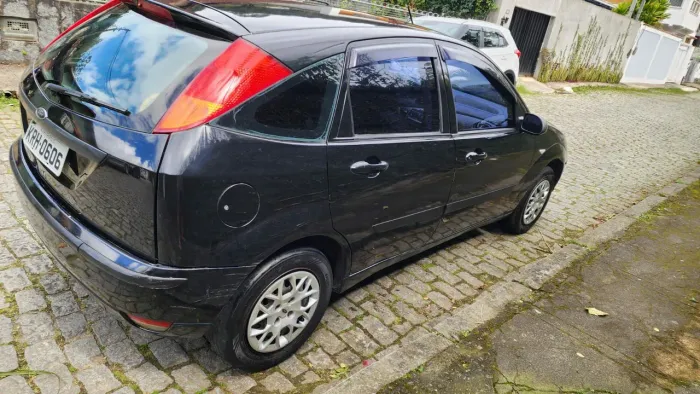 Ford Focus 1.6 S/se/se Plus Flex 8v/16v 5P 2006
