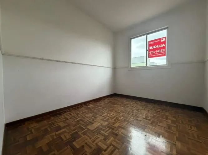 Apartamento para alugar, 03 Quartos e 01 vaga no bairro Santa Helena, Barreiro/MG