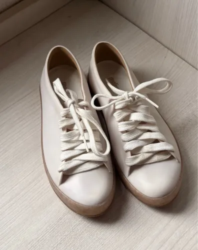 Tênis branco Melissa 