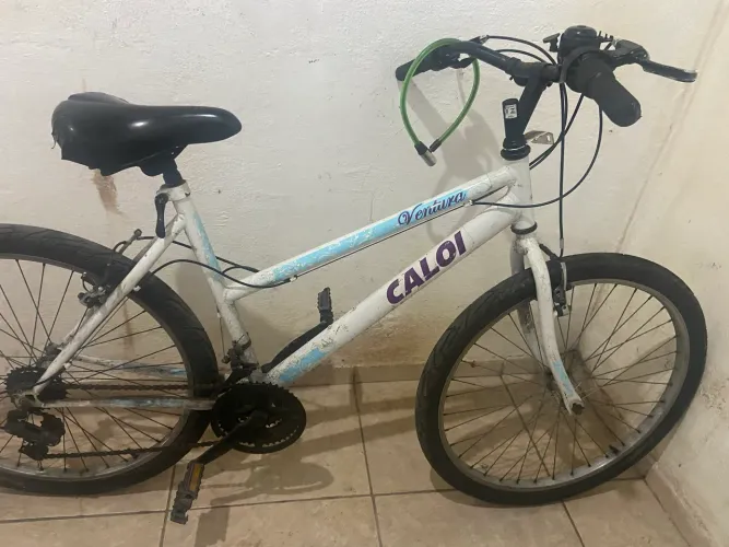 Bicicleta aro 26 com marcha