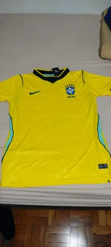 Camisa Brasil modelo premium 2026