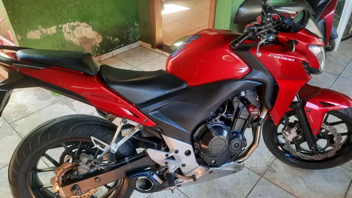 Vendo Honda CB 500 ano 2014 vermelha