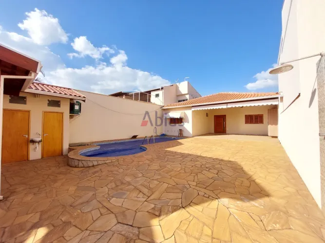 Casa em Jardim Embaré - São Carlos, SP