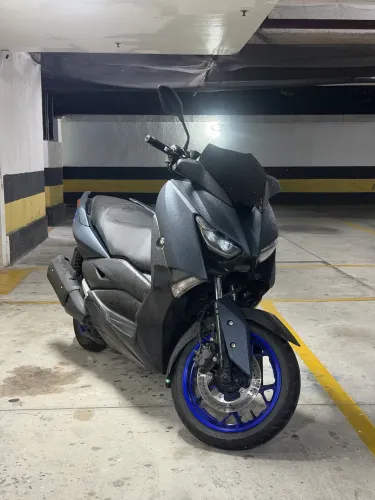 XMAX 2023 AZUL DOC OK