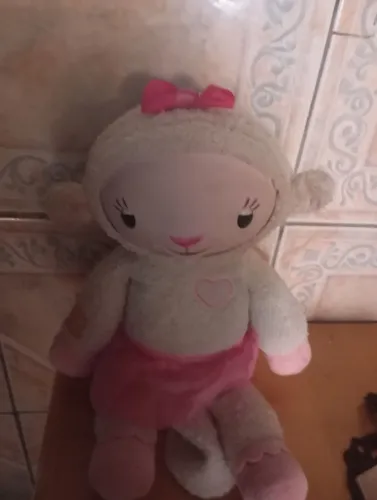 Pelucia antiga doutora brinquedos