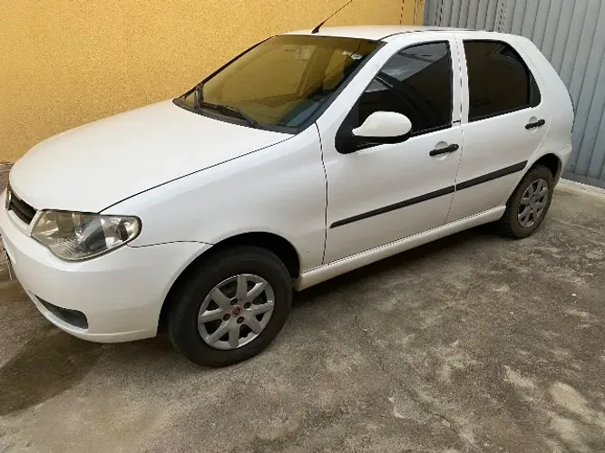 Fiat Palio Celebration 1.0 Fire Flex 8V 4P 2014
