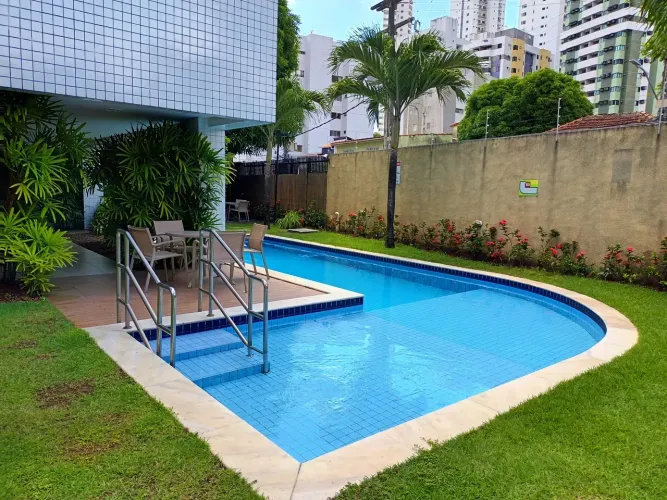 2 QUARTOS SENDO UMA SUITE, MOBILIADO E COM ELETRODOMÉSTICOS, TORRE.