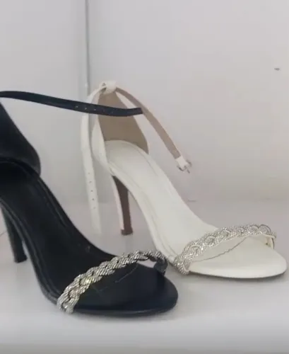 Salto alto feminino Preto/branco
