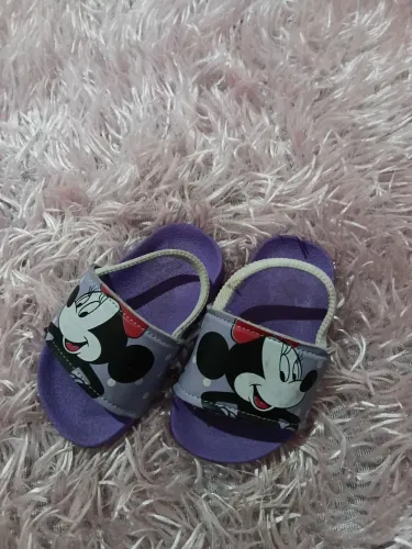 Vendo chinelo Infantil
