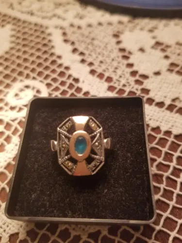 Anel portugues de prata de lei com um toque de ouro. Um sonho!