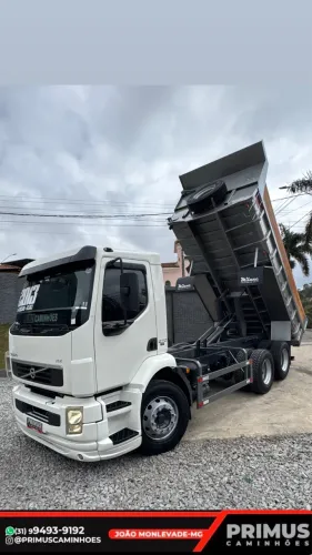 Caminhão Truck Bascula VM 270