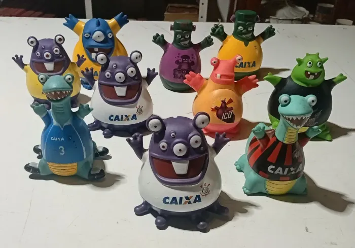 Coleção Poupançudos da Caixa Econômica Cofrinho Vintage 10 Unidades 