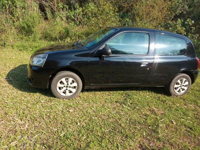 Renault Clio Authentique 1.0/1.0 Hi-power 16V 3P 2014