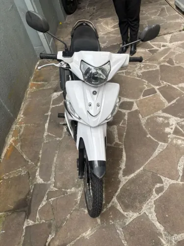 Yamaha Crypton 115cc Semi automática