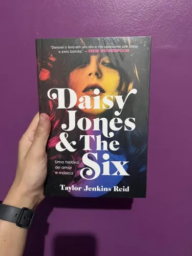 Livro Daisy Jones