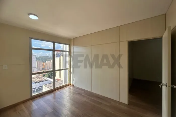 Conjunto comercial centro Ribeirão Preto - Edificio Canadá