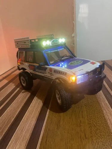 Carro de controle remoto crawler Rc 4x4 1:18
